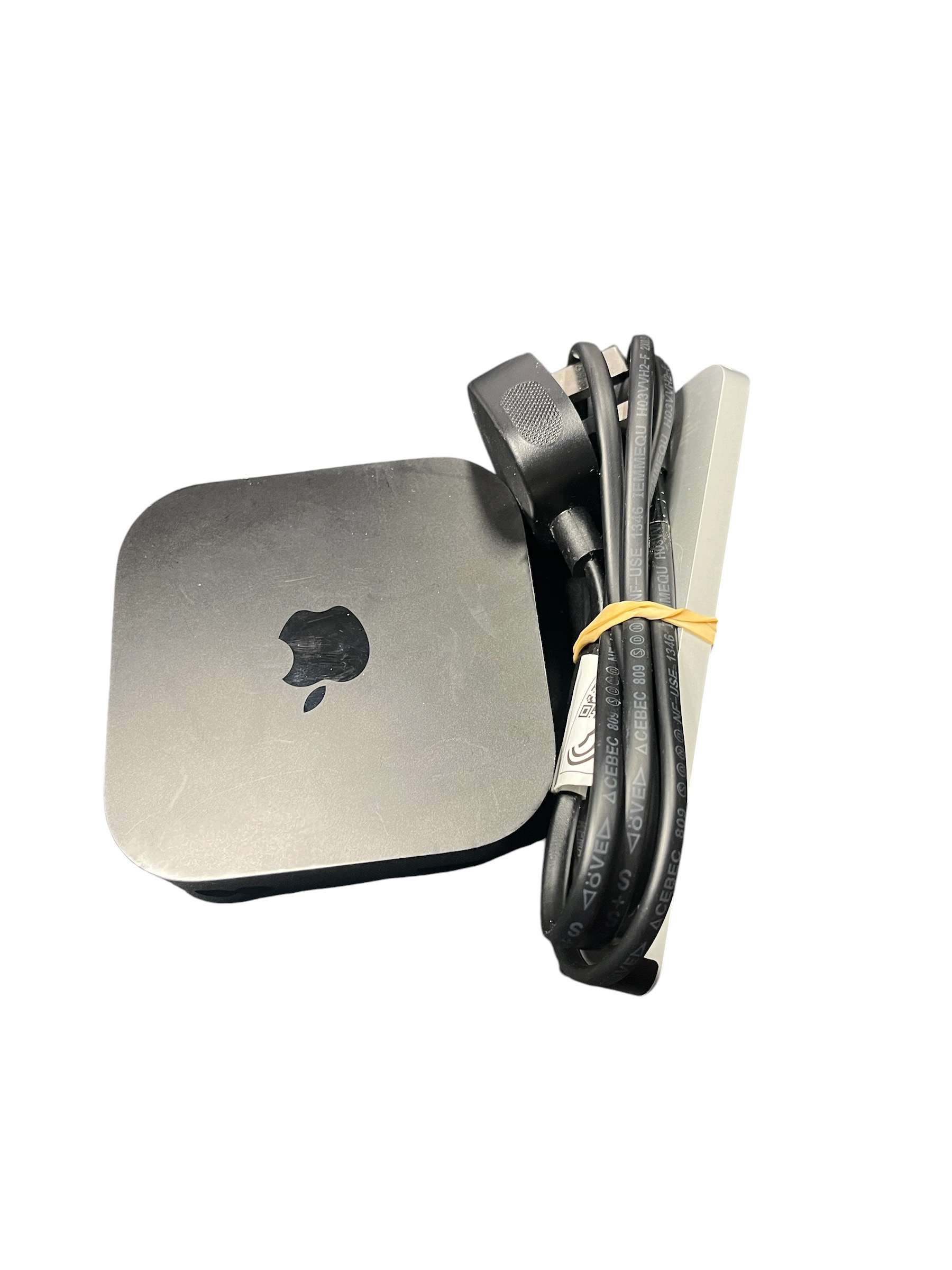 Pre-owned Apple TV 4K (3rd Gen) A2737 64GB Wi-Fi Media Streamer